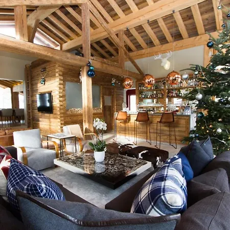 Inviting 5-bed House In *